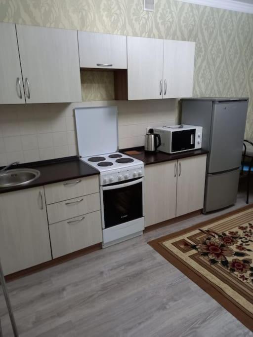 Уютная Квартира Комфорт Класса108 Akmola Esterno foto