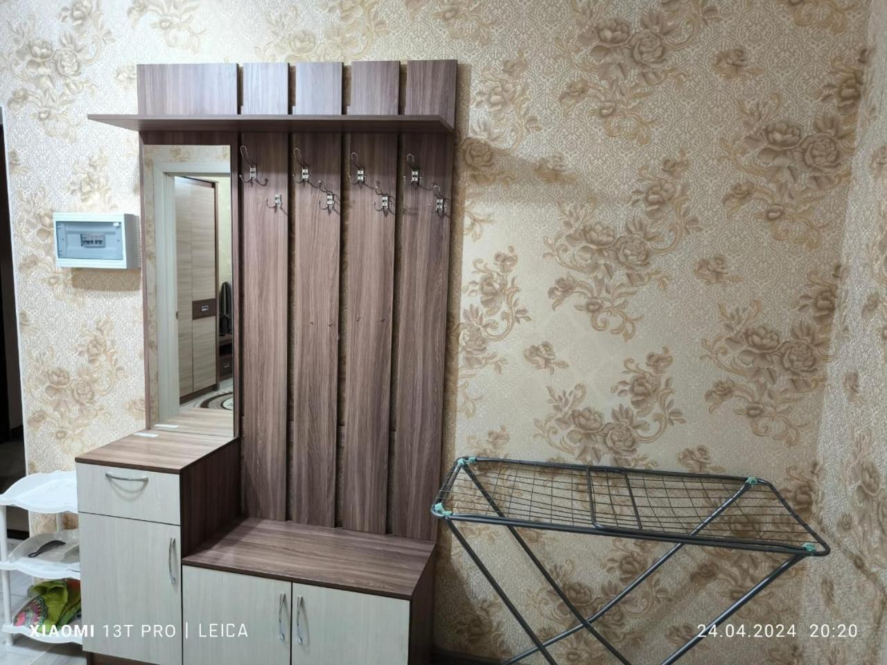 Уютная Квартира Комфорт Класса108 Akmola Esterno foto